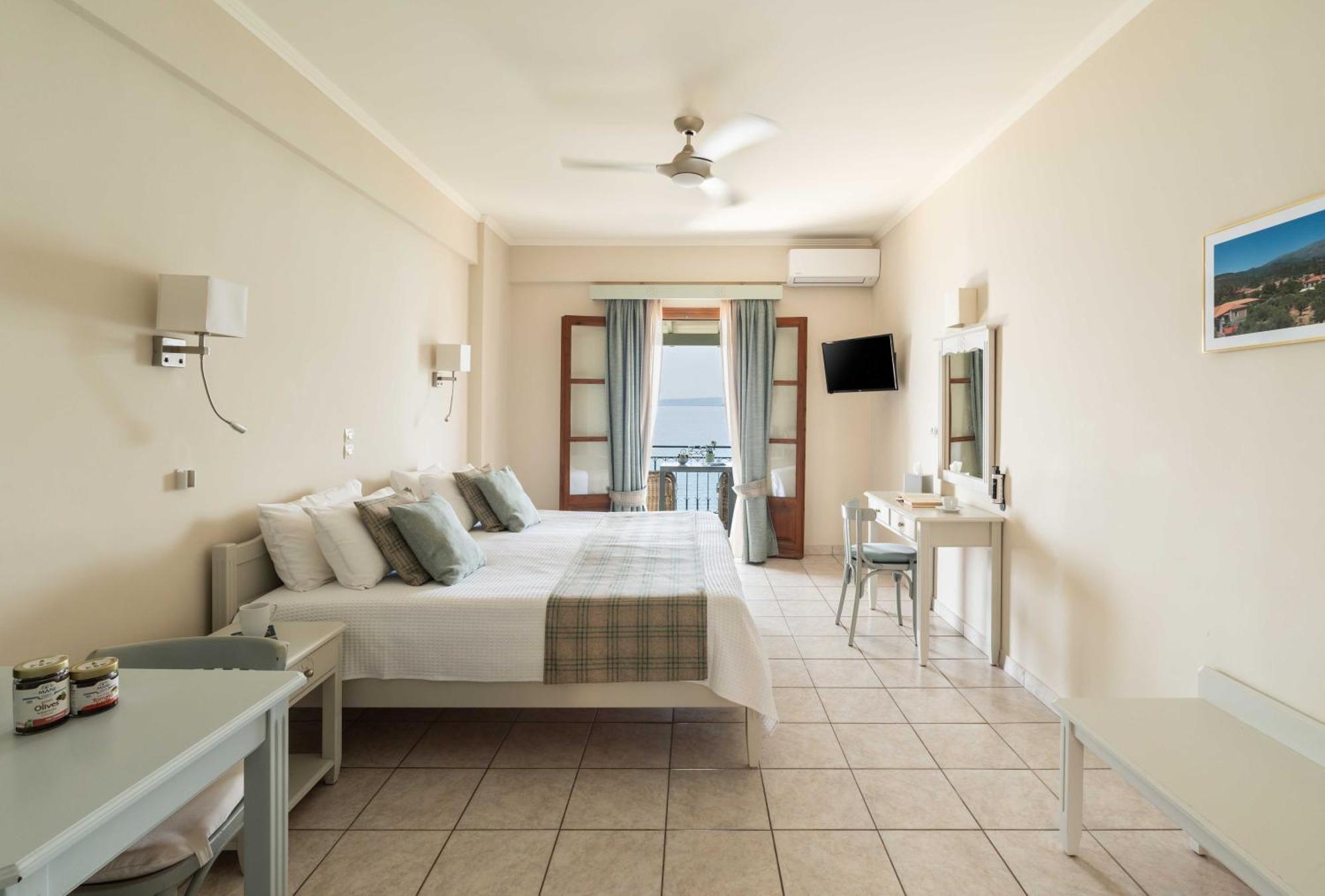 קרדמילי Hotel Liakoto מראה חיצוני תמונה