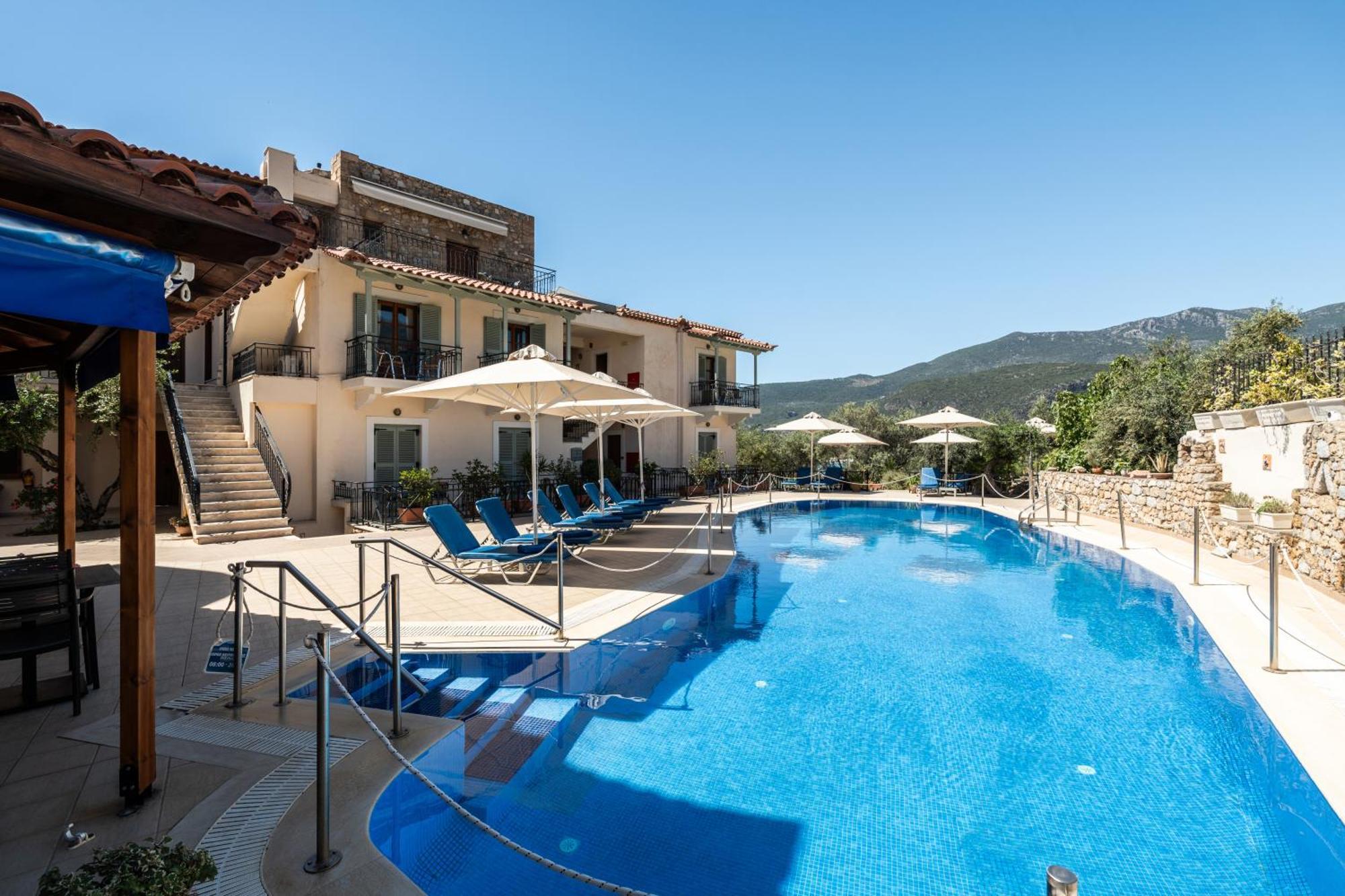 קרדמילי Hotel Liakoto מראה חיצוני תמונה